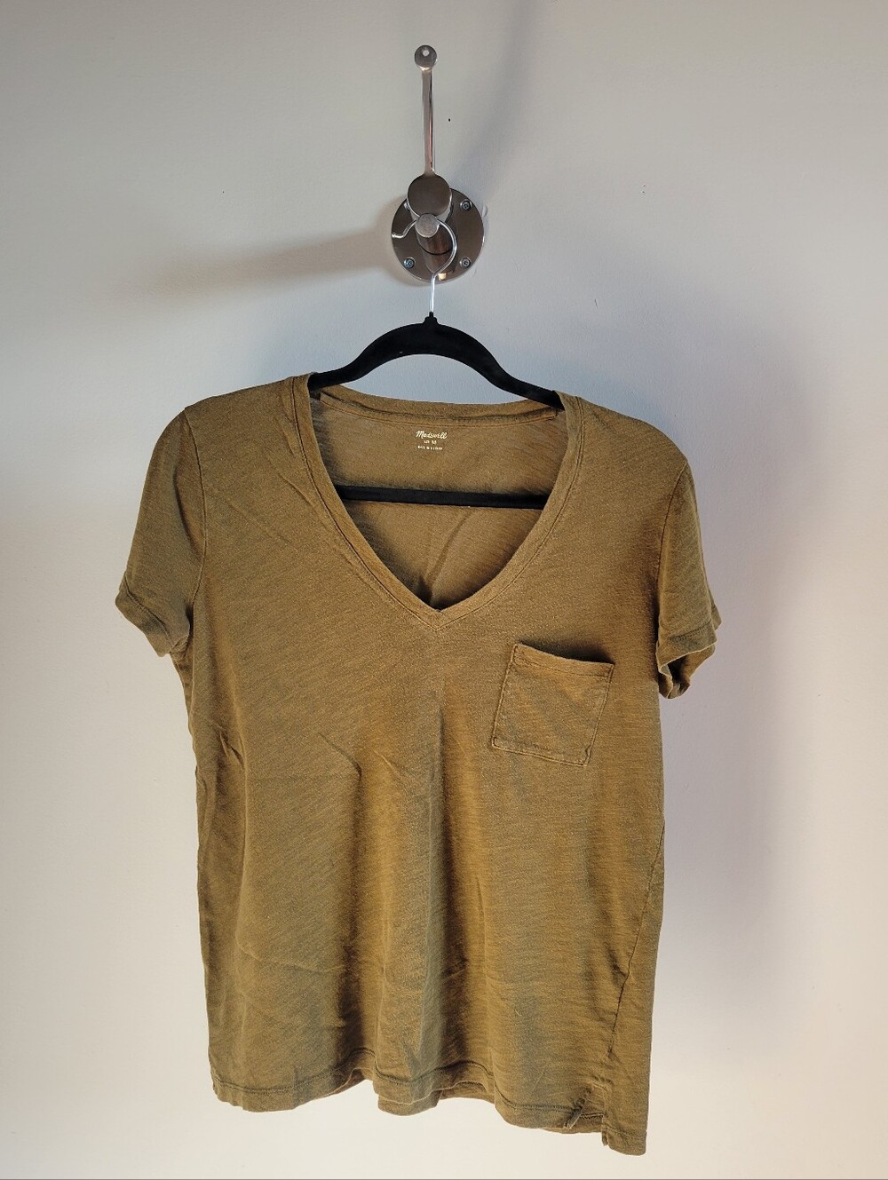 Madewell Women's Olive Green Slub Cotton V-Neck Pocket T-Shirt Medium